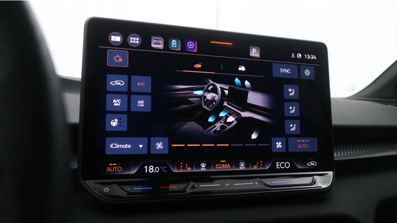 CUPRA Terramar 1.5 TSI e-Hybrid VZ America's CUP / Demonstratieauto