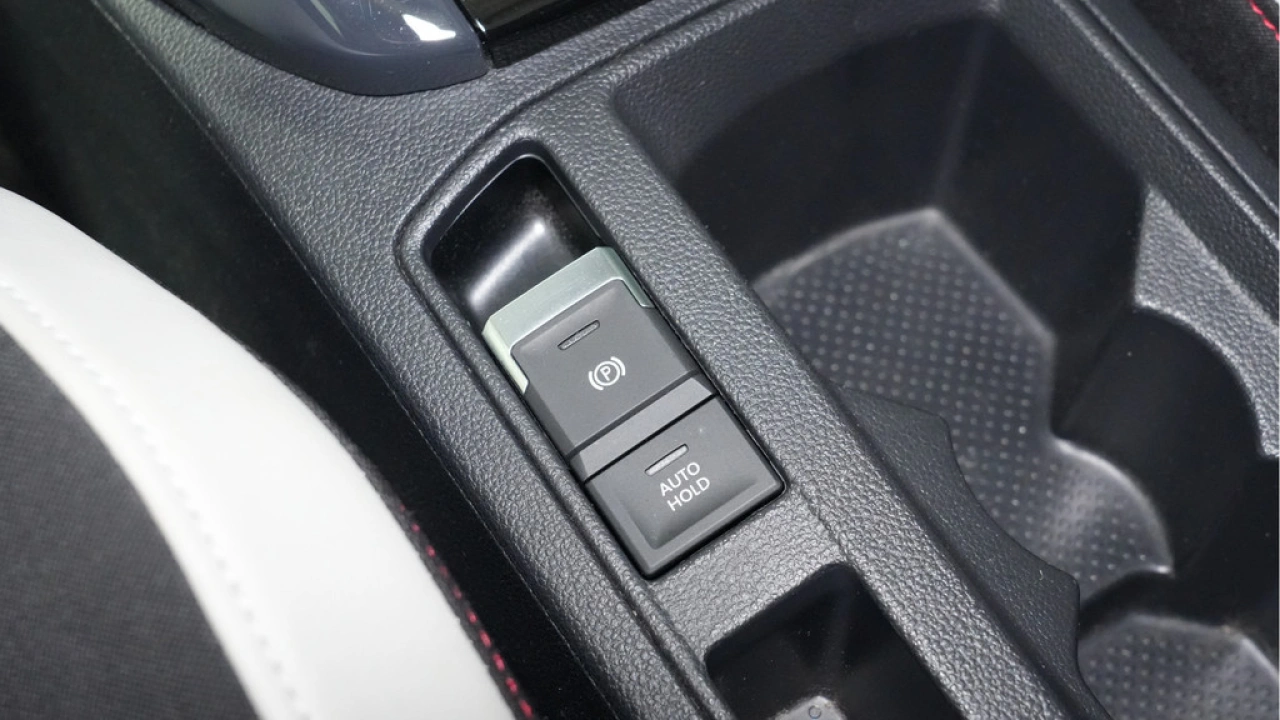 Volkswagen T-Roc 1.5 TSI 150pk Automaat Sport Executive Advance