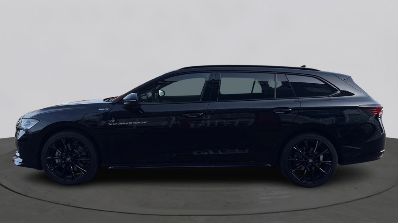 Škoda Superb Combi 1.5 TSI PHEV Sportline Business