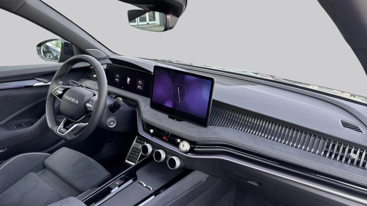 Škoda Superb Combi 1.5 TSI PHEV Sportline Business