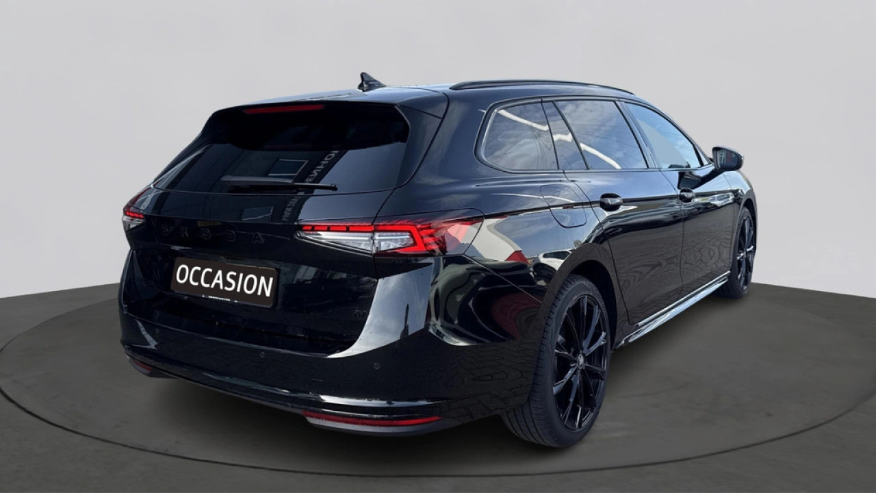 Škoda Superb Combi 1.5 TSI PHEV Sportline Business