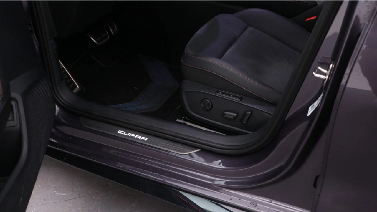 CUPRA Leon Sportstourer 1.5 TSI e-Hybrid Business / Demonstratieauto