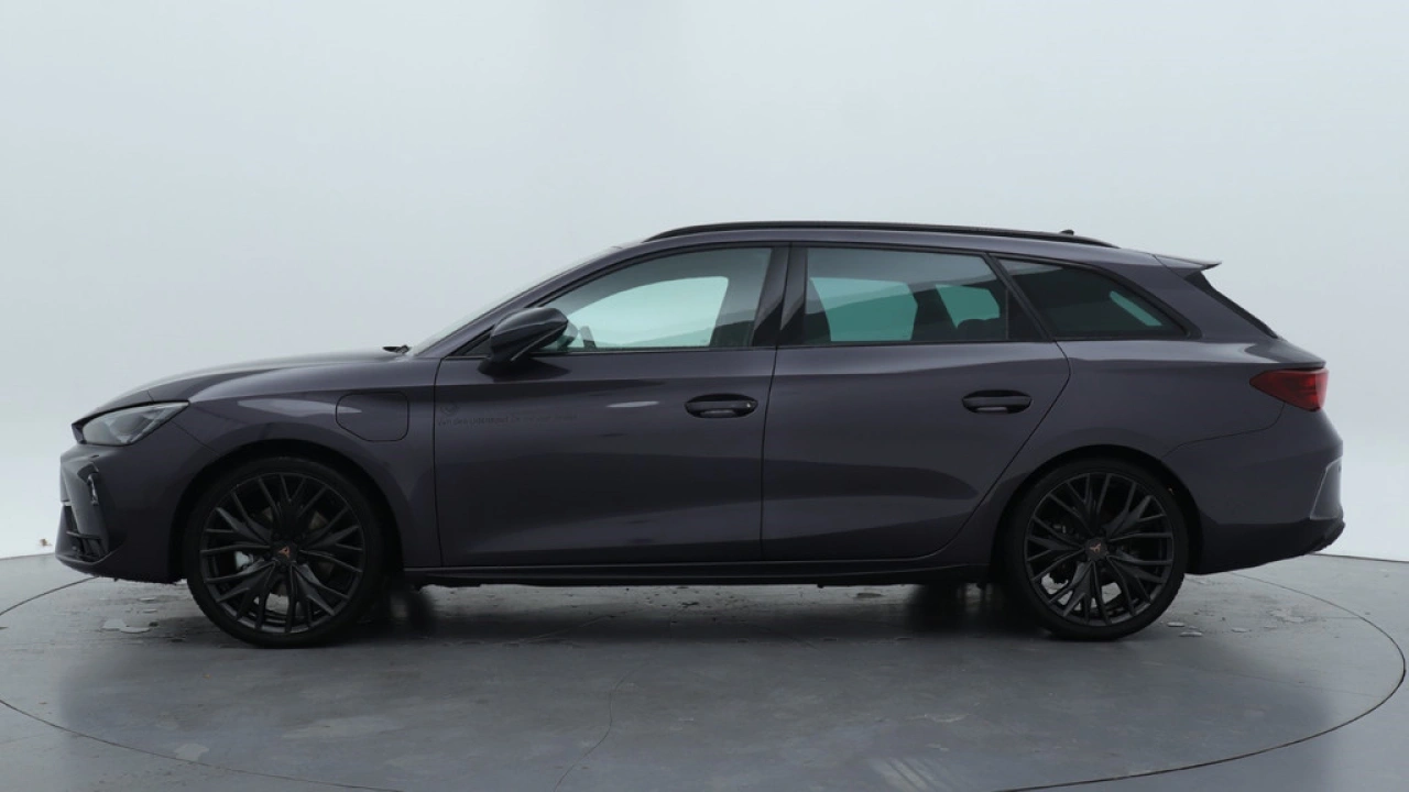 CUPRA Leon Sportstourer 1.5 TSI e-Hybrid Business / Demonstratieauto