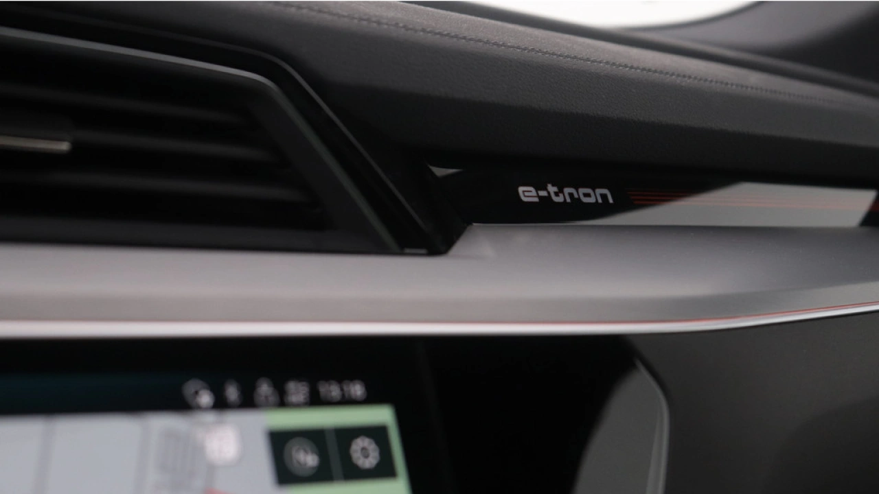 Audi e-tron Sportback S 500 pk Quattro | Panoramadak | Head up | B&O | Supersport stoelen | 22