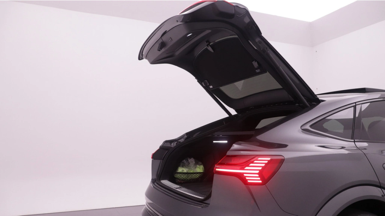 Audi e-tron Sportback S 500 pk Quattro | Panoramadak | Head up | B&O | Supersport stoelen | 22
