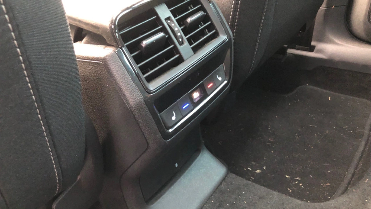 Škoda Karoq 1.5 TSI 150pk Automaat Sportline Business