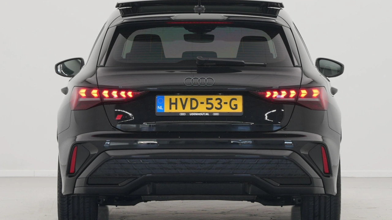 Audi A3 Sportback 30 TFSI S edition