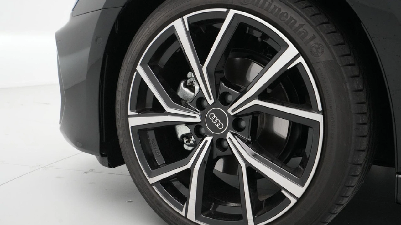 Audi A3 Sportback 30 TFSI S edition