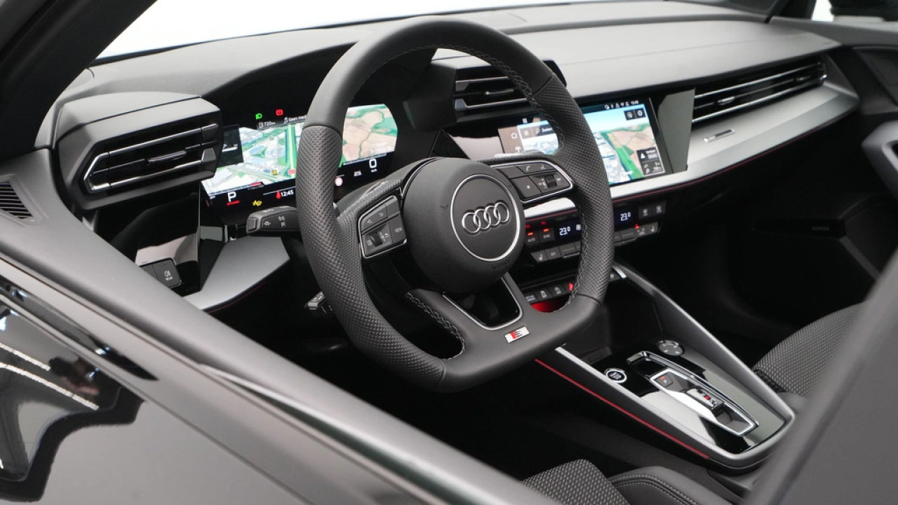 Audi A3 Limousine 30 TFSI S edition