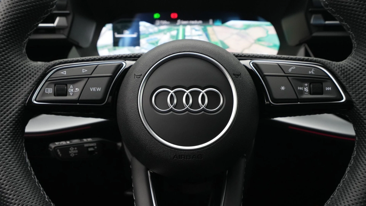 Audi A3 Limousine 30 TFSI S edition