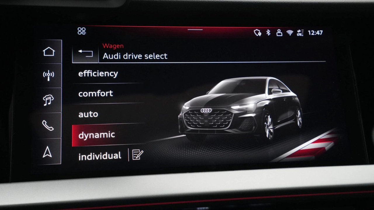 Audi A3 Limousine 30 TFSI S edition