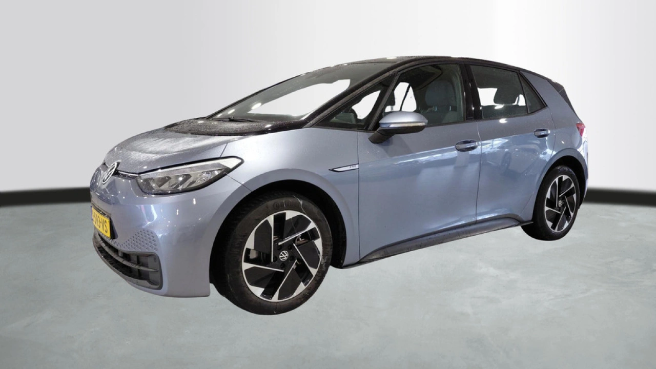 Volkswagen ID.3 Life 58 kWh | Verwarmde stoelen en stuur | App Connect | Navi |Steunhaak