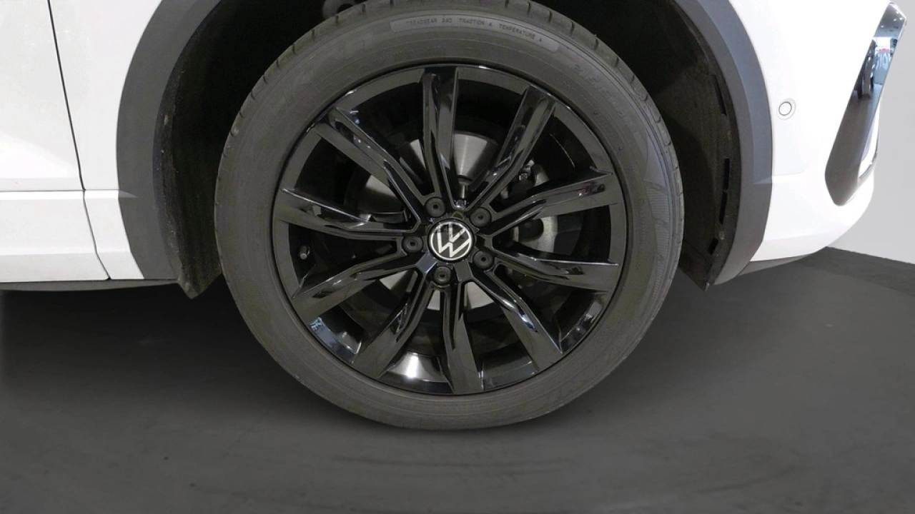 Volkswagen T-Roc 1.5 TSI Automaat | R-Line | Black Style | Panoramadak |