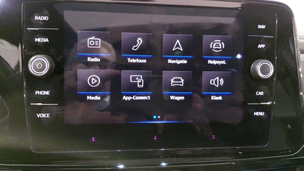 Volkswagen T-Roc 1.5 TSI Automaat | R-Line | Black Style | Panoramadak |