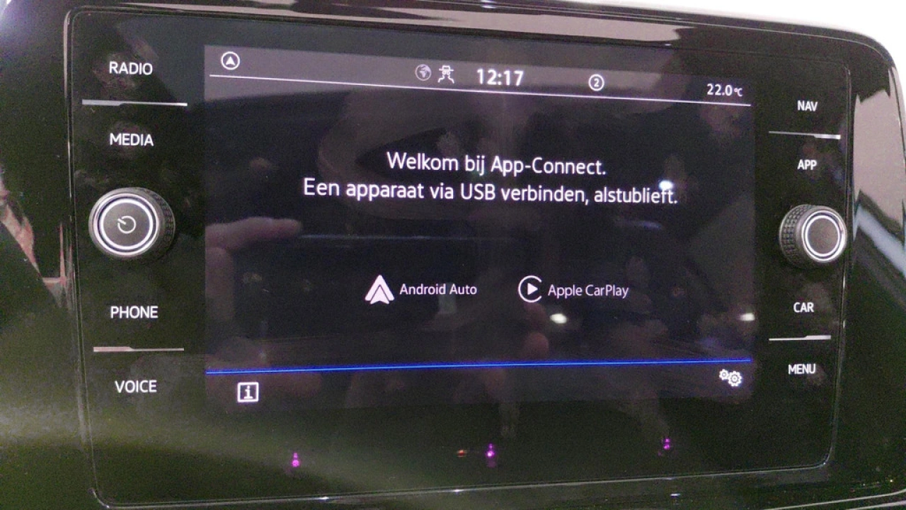 Volkswagen T-Roc 1.5 TSI Automaat | R-Line | Black Style | Panoramadak |