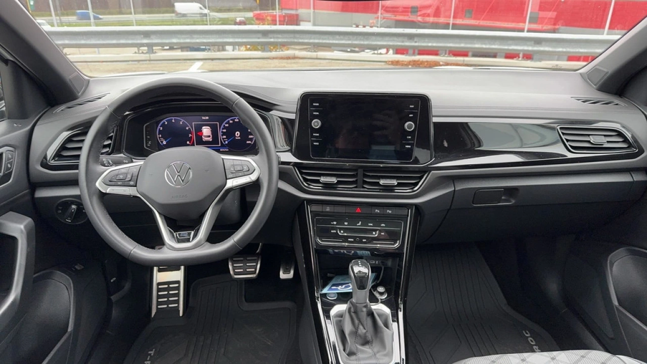 Volkswagen T-Roc 1.5 TSI Automaat | R-Line | Black Style | Binnenkort beschikbaar |