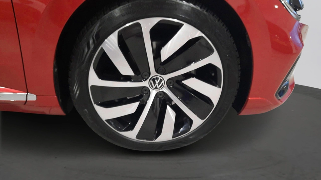 Volkswagen Arteon Shooting Brake 2.0 TSI R-Line Business+ | Trekhaak | 19