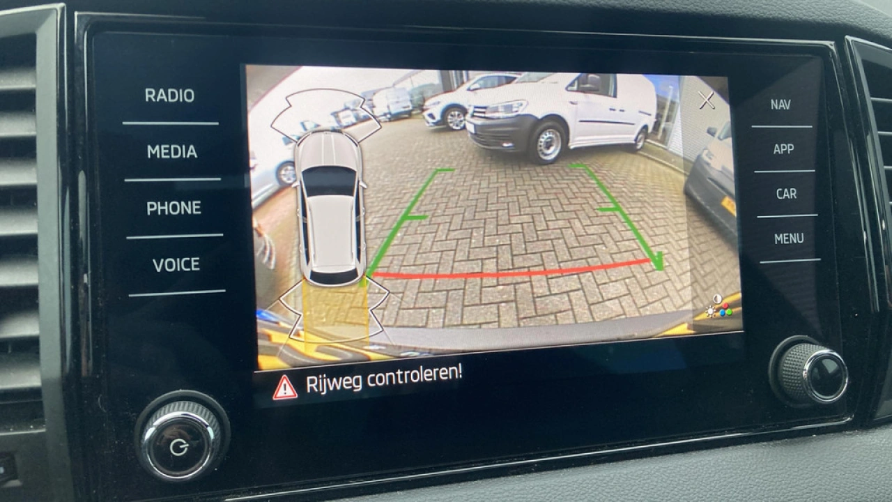 Škoda Karoq 1.5 TSI ACT 150pk DSG Sportline Business