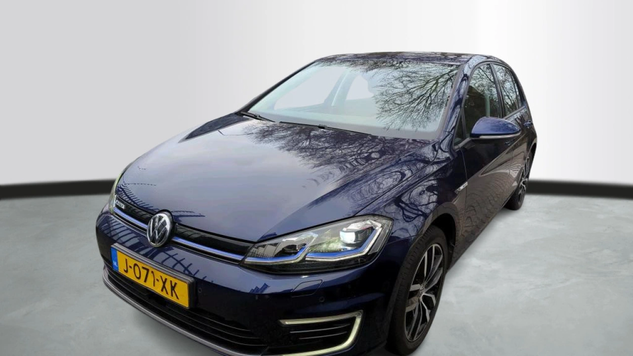 Volkswagen e-Golf E-DITION | Winterpakket | 