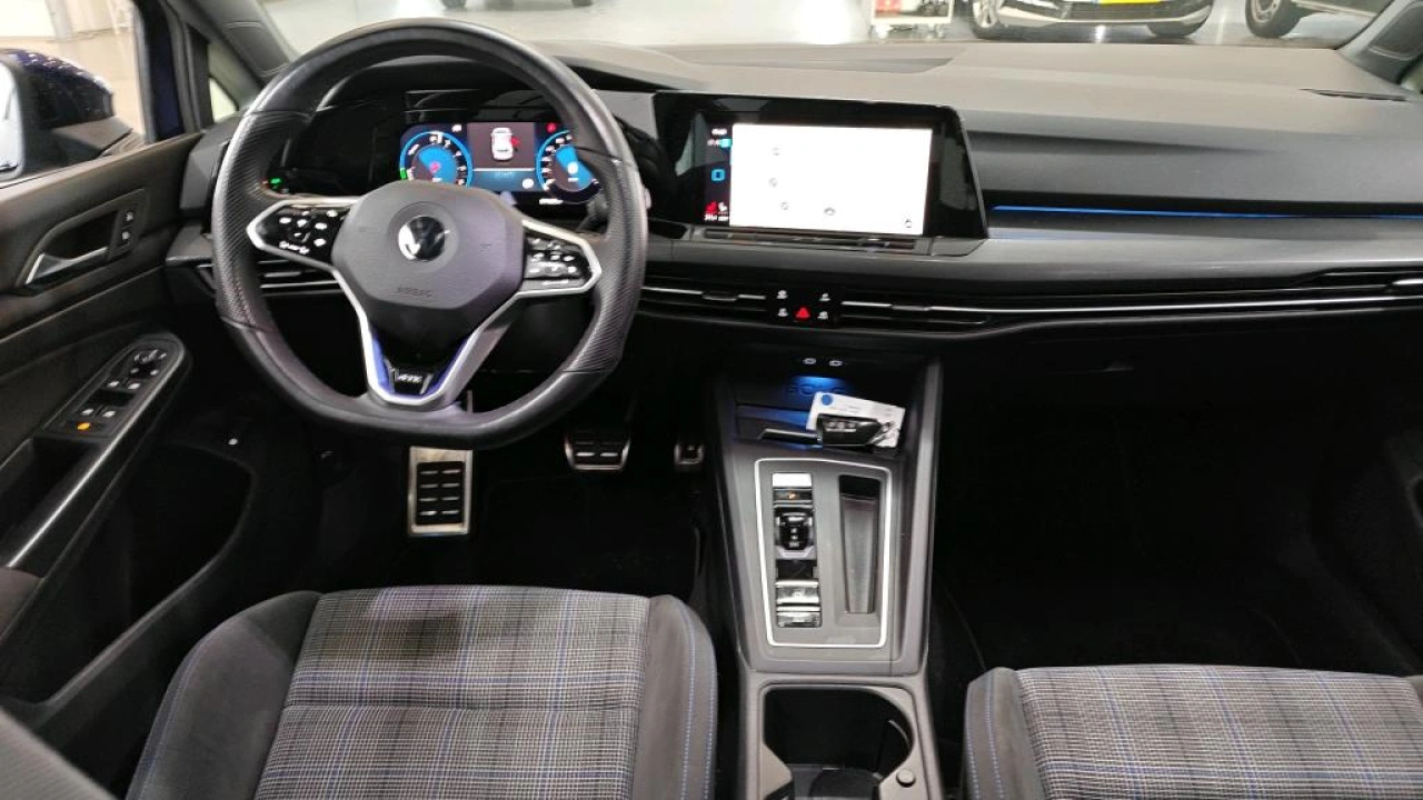 Volkswagen Golf GTE 1.4 eHybrid | Panoramadak | Binnenkort beschikbaar |