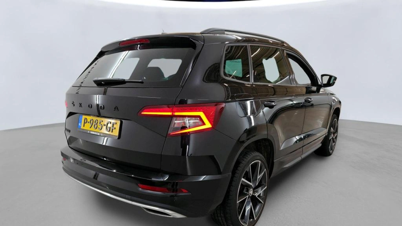 Škoda Karoq 1.5 TSI ACT Sportline Business