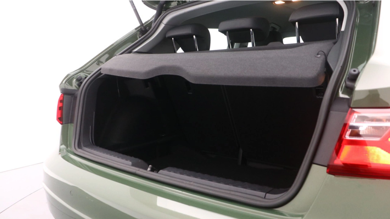 Audi A1 Sportback 30 TFSI 110PK Pro Line | Contrast dak | Sportstoelen | Cruise control |