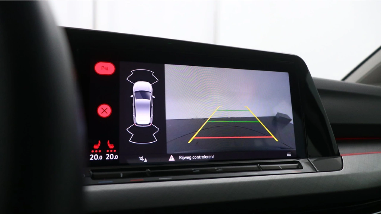 Volkswagen Golf 1.0 eTSI 110pk DSG Life Navigatie Stoel verwarming