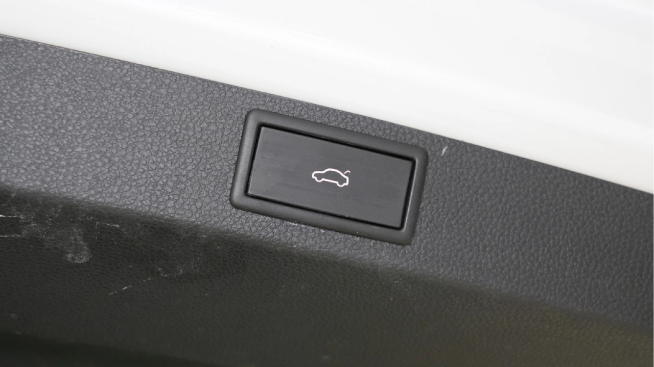 Škoda Karoq 1.5 TSI ACT Sportline Business