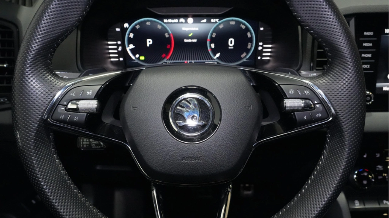 Škoda Karoq 1.5 TSI ACT Sportline Business