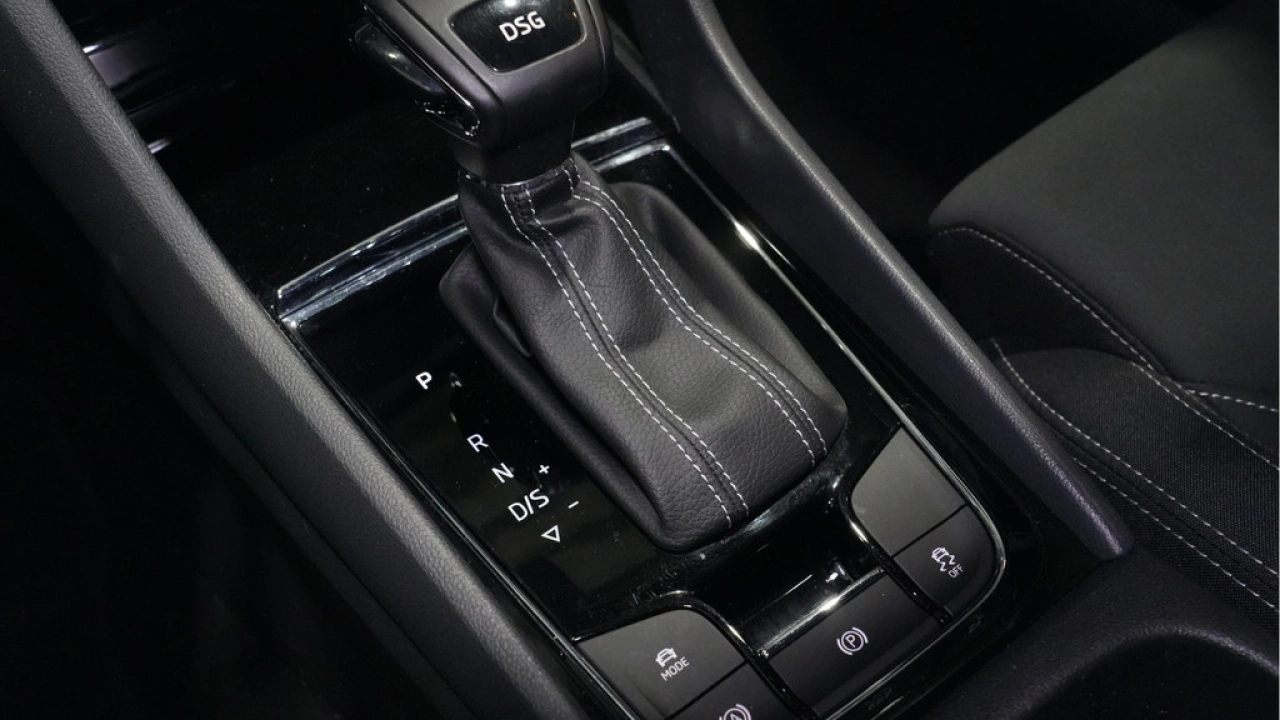 Škoda Karoq 1.5 TSI ACT Sportline Business