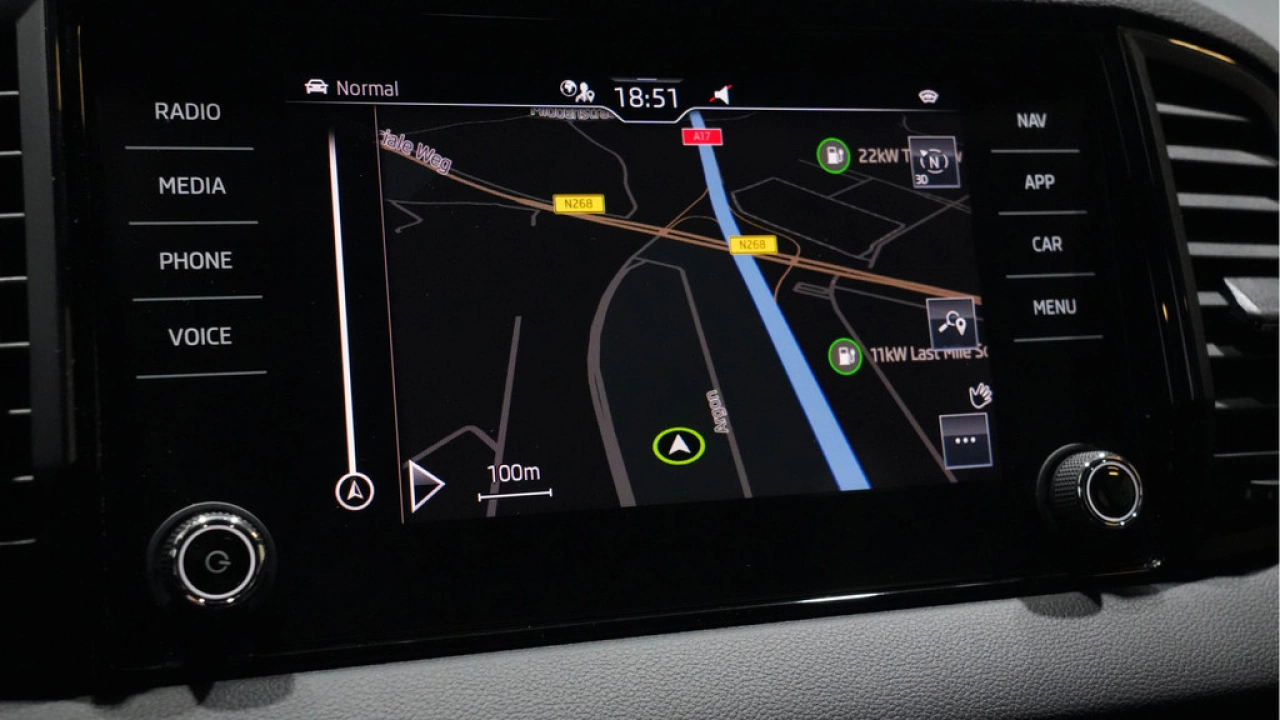 Škoda Karoq 1.5 TSI ACT Sportline Business