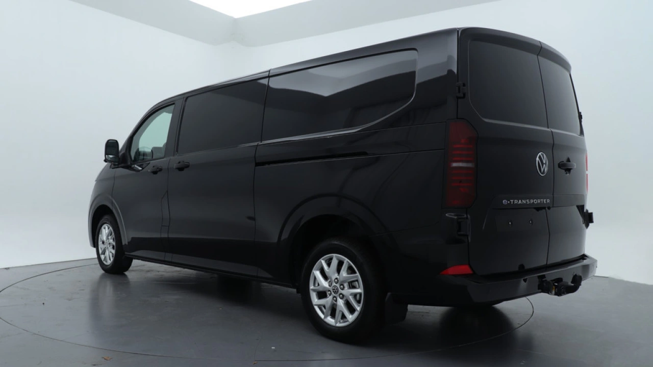 VW Bedrijfswagens Transporter e-Transporter L2H1 64kWh 210kW 286PK Style