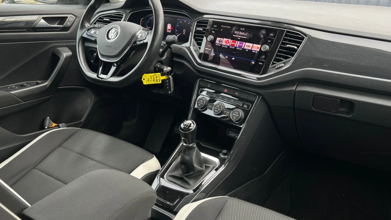 Volkswagen T-Roc 1.5 TSI 150pk Sport Navigatie