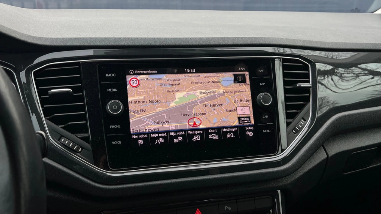 Volkswagen T-Roc 1.5 TSI 150pk Sport Navigatie