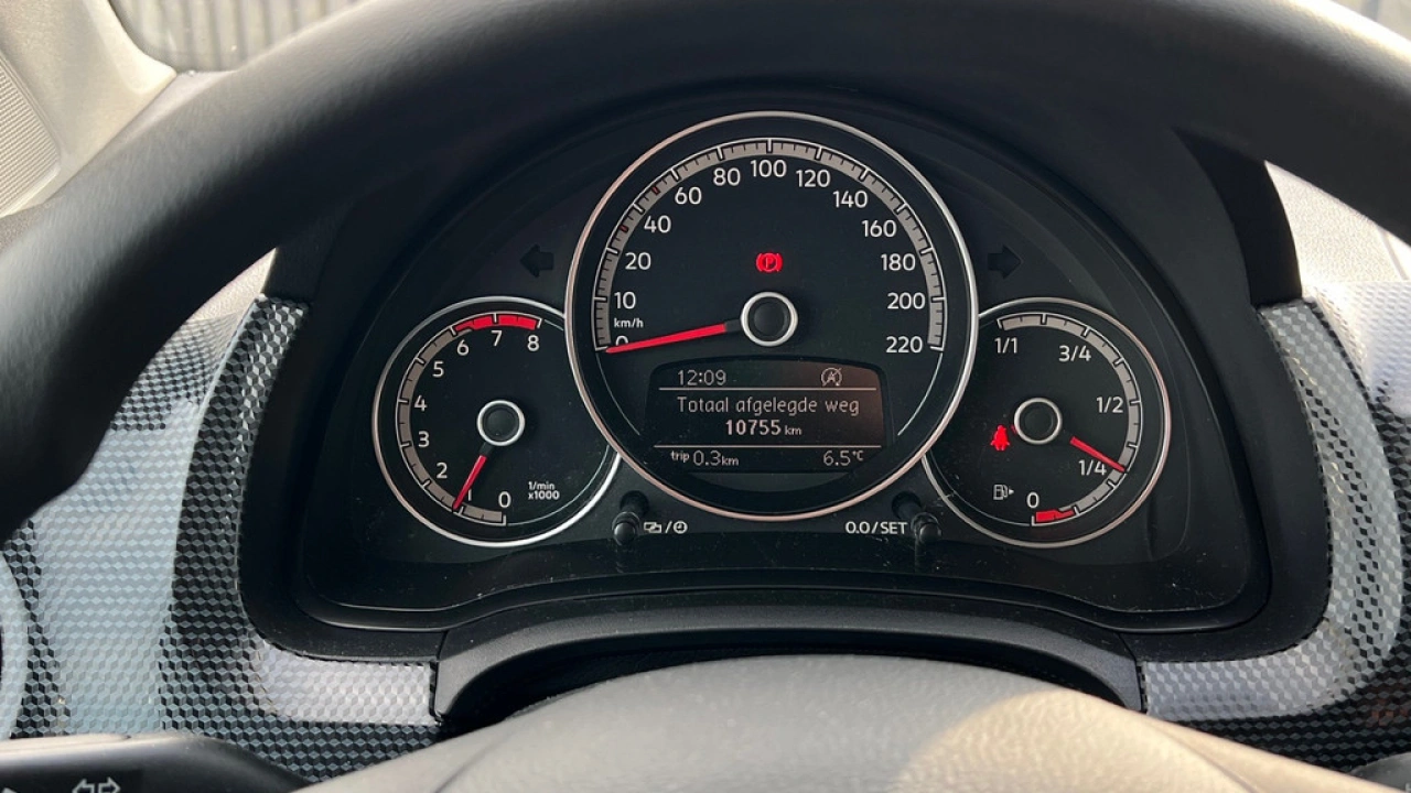 Volkswagen up! 1.0 65pk Airco bluetooth