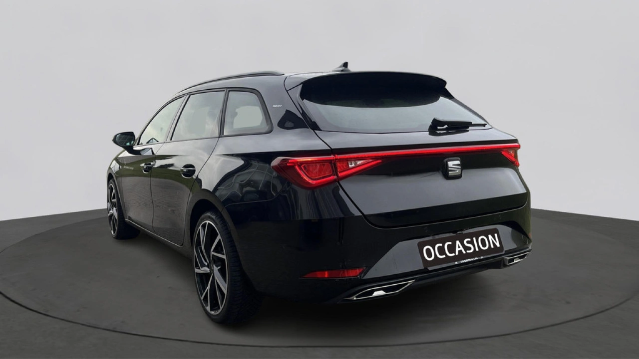 SEAT Leon Sportstourer 1.5 TSI e-Hybrid FR Business