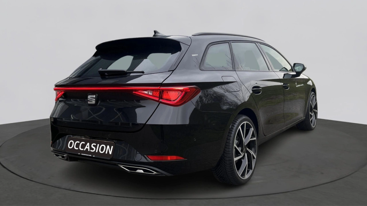 SEAT Leon Sportstourer 1.5 TSI e-Hybrid FR Business
