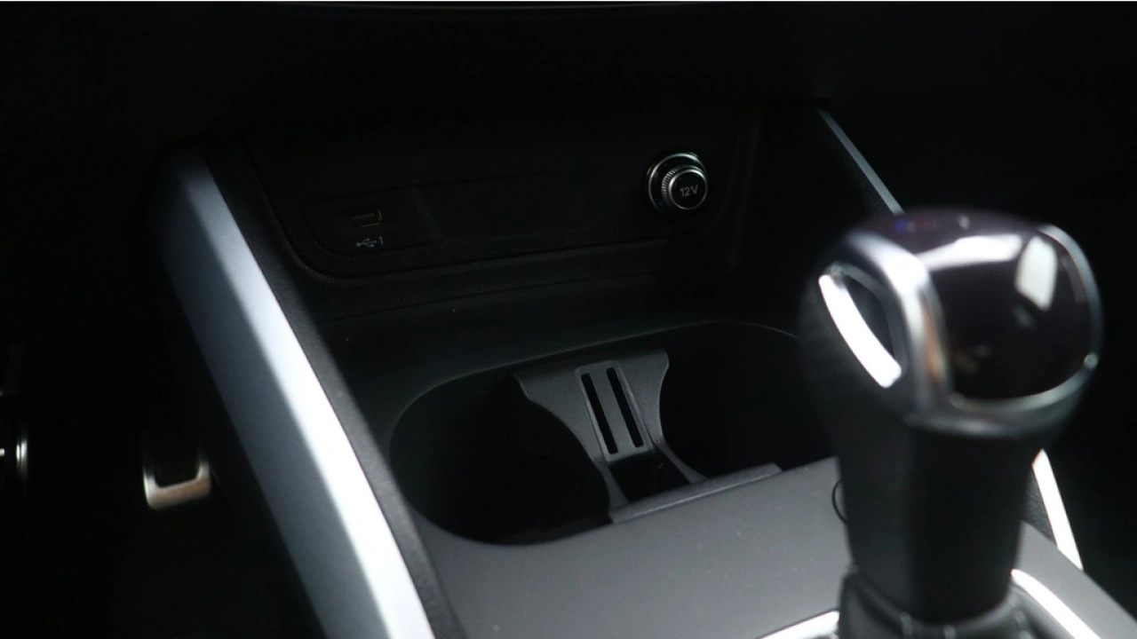 Audi Q2 35 TFSI 150Pk S Edition | Stoelverwarming | Carplay | Matrix LED |