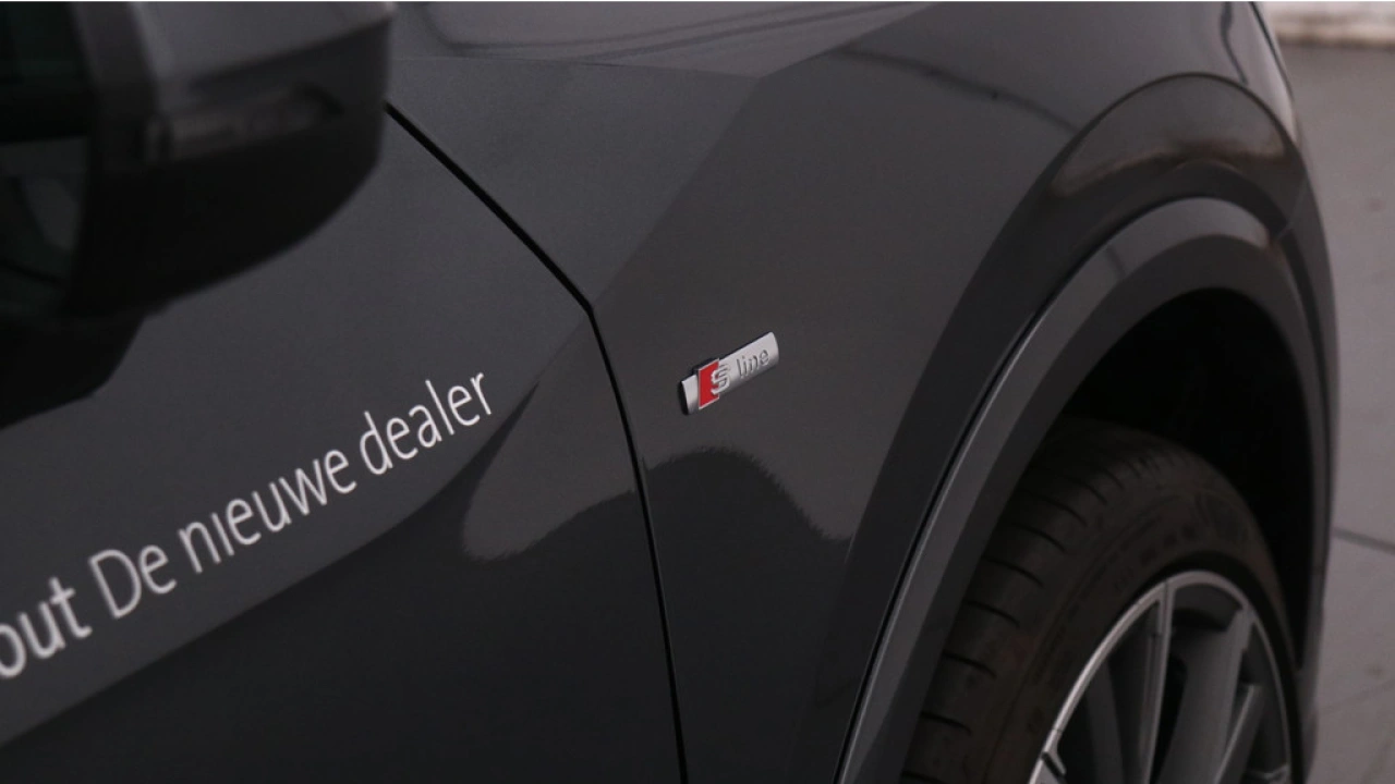 Audi Q2 35 TFSI 150Pk S Edition | Stoelverwarming | Carplay | Matrix LED |