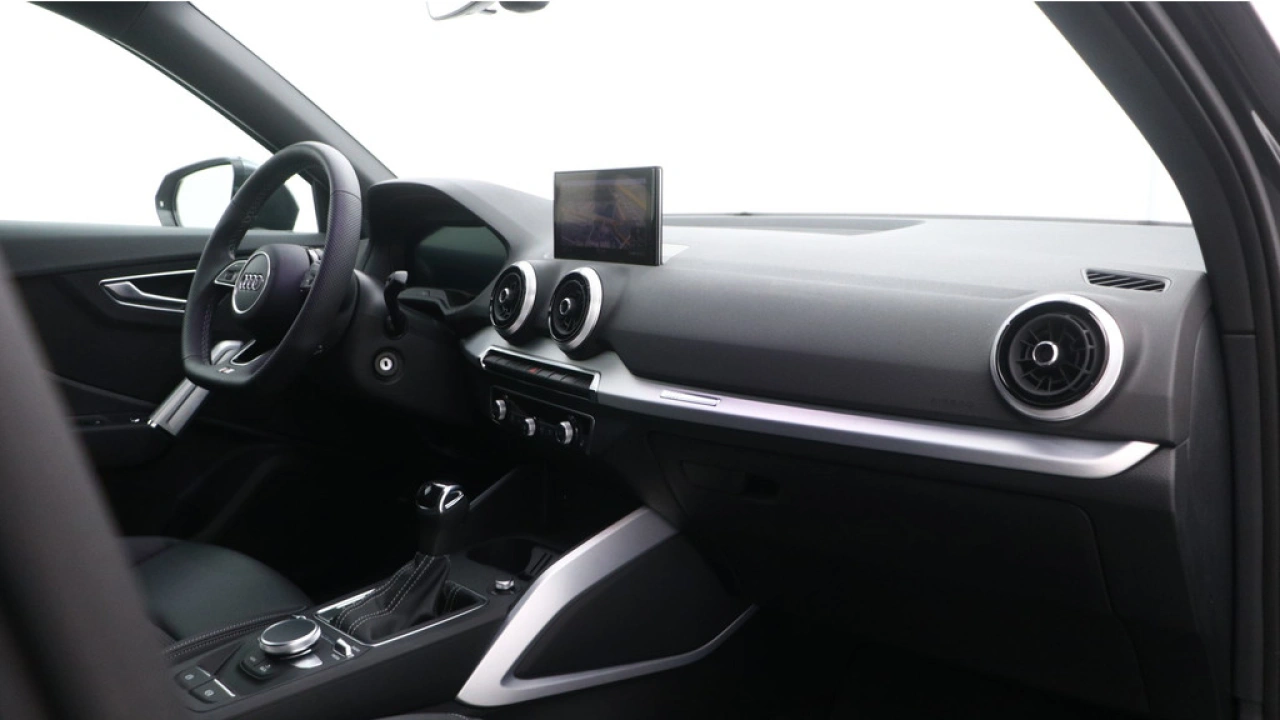 Audi Q2 35 TFSI 150Pk S Edition | Stoelverwarming | Carplay | Matrix LED |