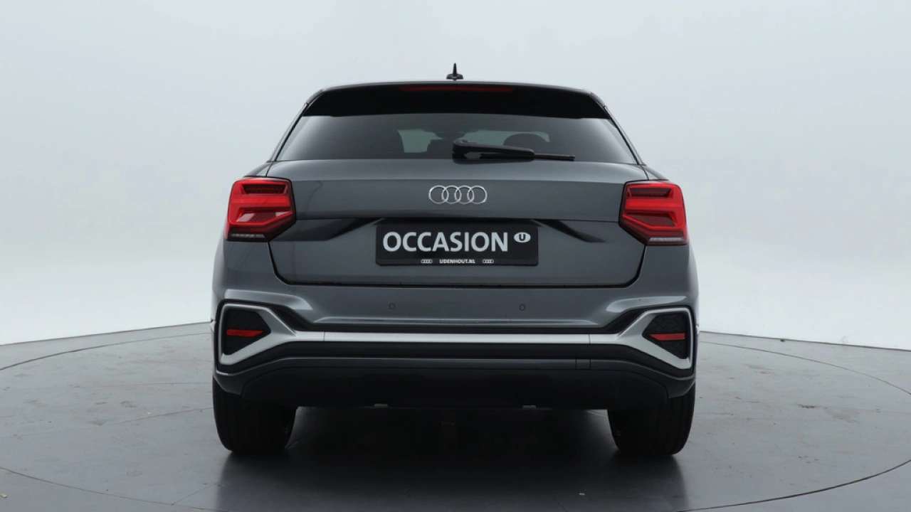 Audi Q2 35 TFSI 150Pk S Edition | Stoelverwarming | Carplay | Matrix LED |