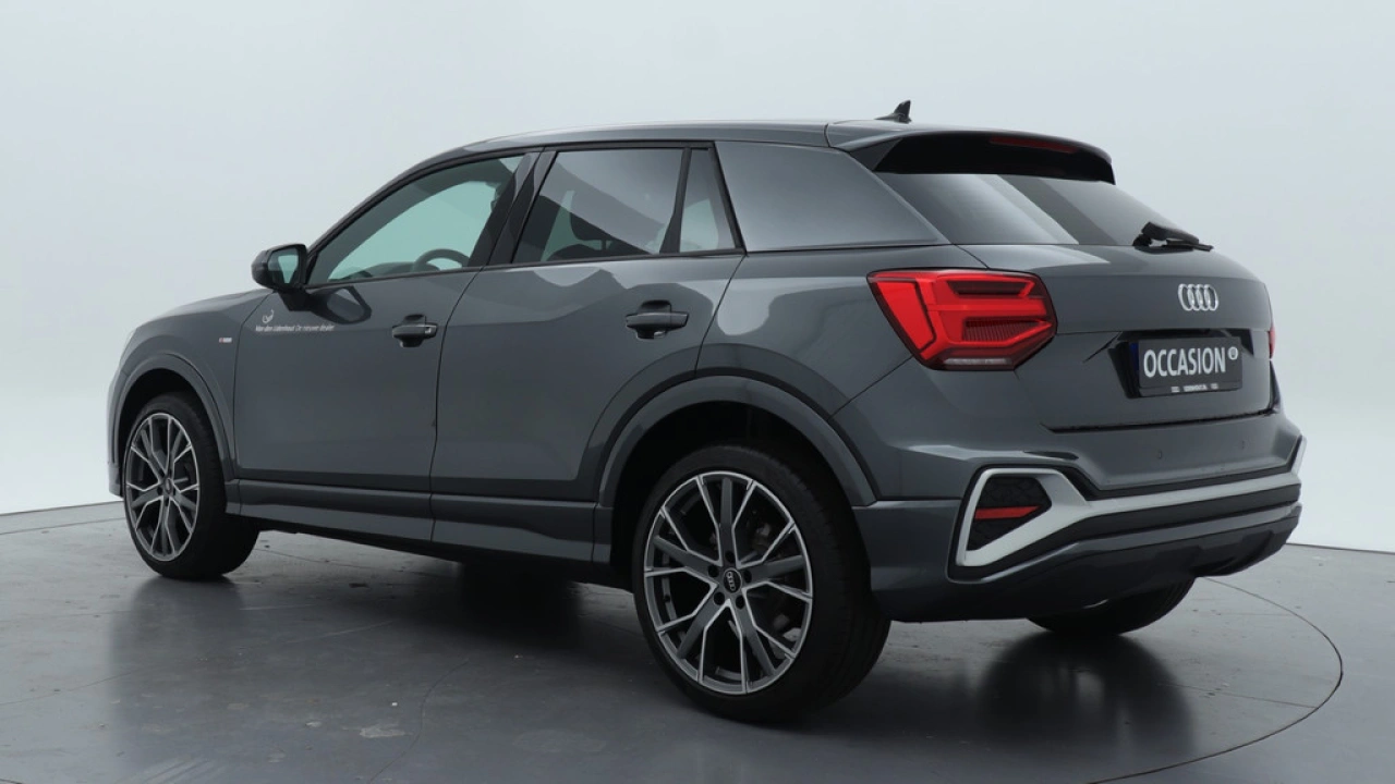 Audi Q2 35 TFSI 150Pk S Edition | Stoelverwarming | Carplay | Matrix LED |