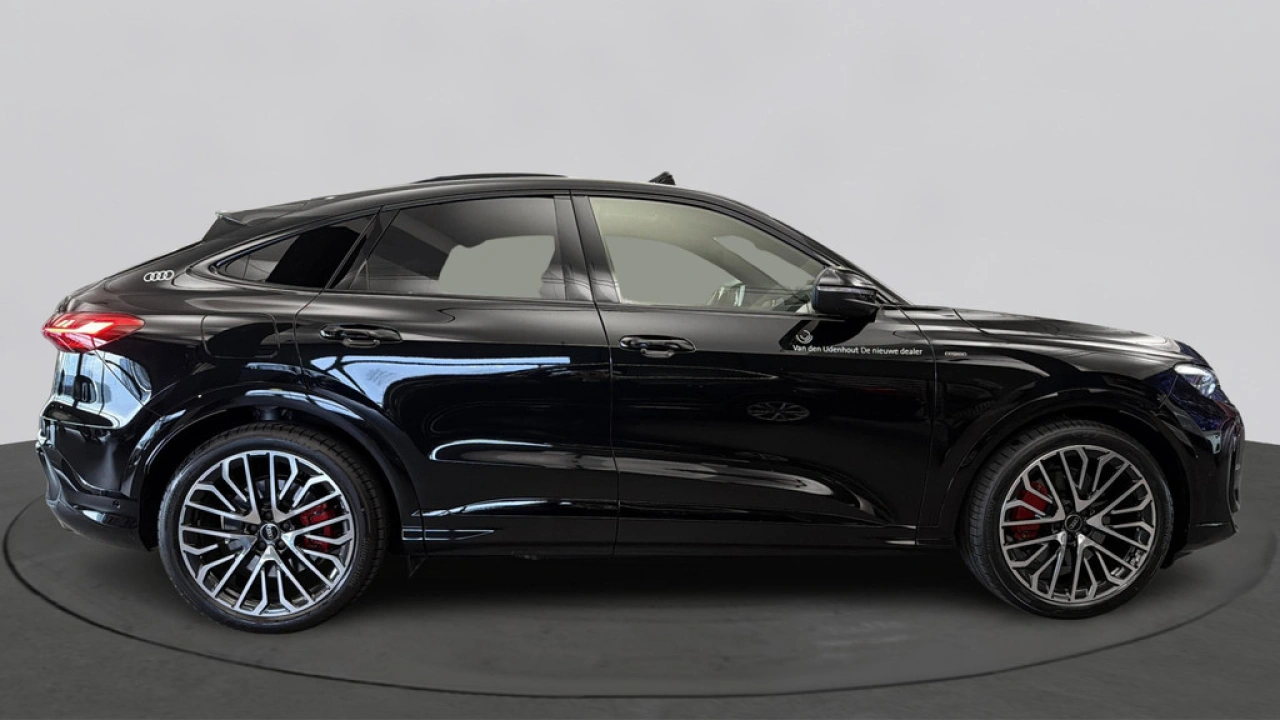 Audi Q5 Sportback 2.0 TFSI e-hybrid 367Pk Quattro S edition Competition