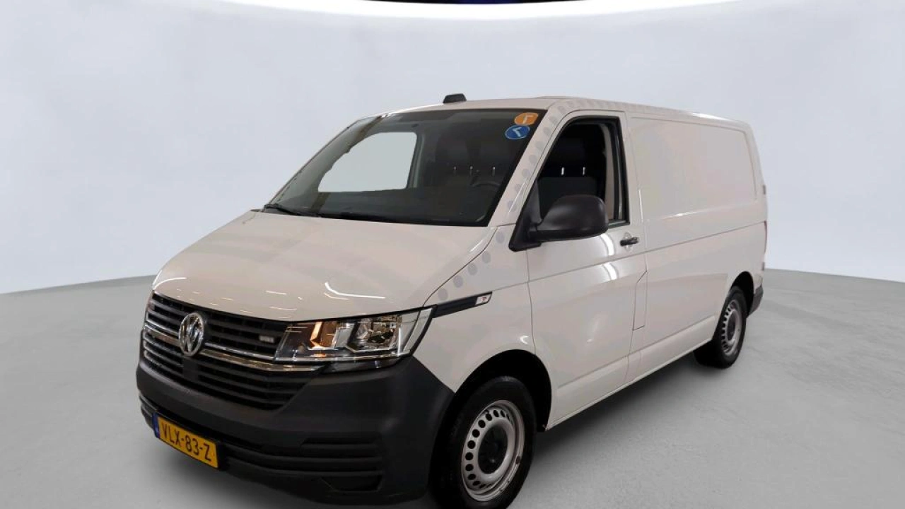 VW Bedrijfswagens Transporter L1H1 2.0 TDI 110pk 3.2T