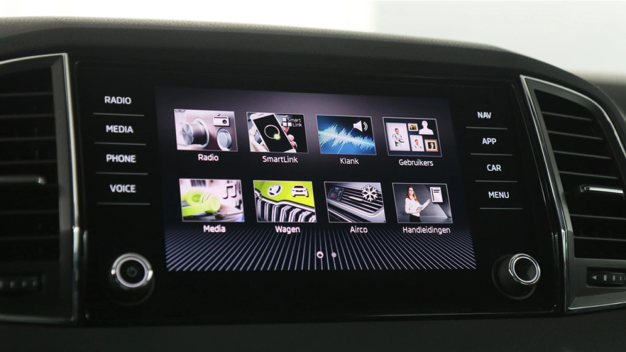 Škoda Karoq 1.5 TSI 150pk Automaat Ambition