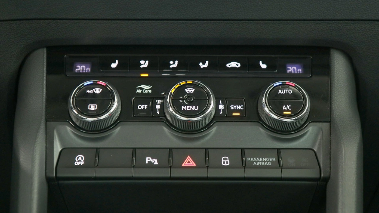 Škoda Karoq 1.5 TSI 150pk Automaat Ambition