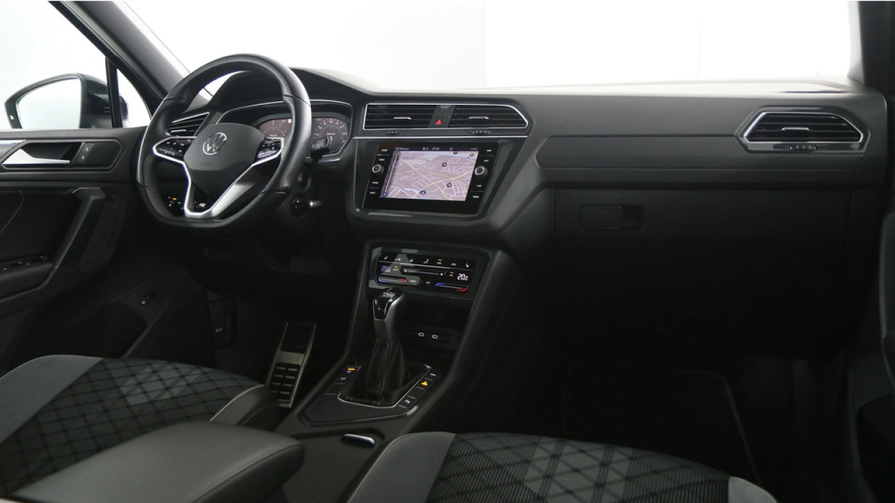 Volkswagen Tiguan 1.4 TSI eHybrid 245pk PHEV R-Line Business