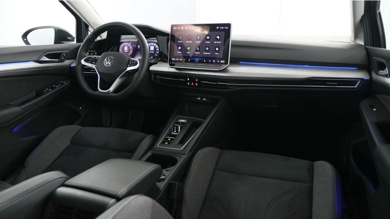 Volkswagen Golf 1.5 eHybrid 204pk Life Edition DSG