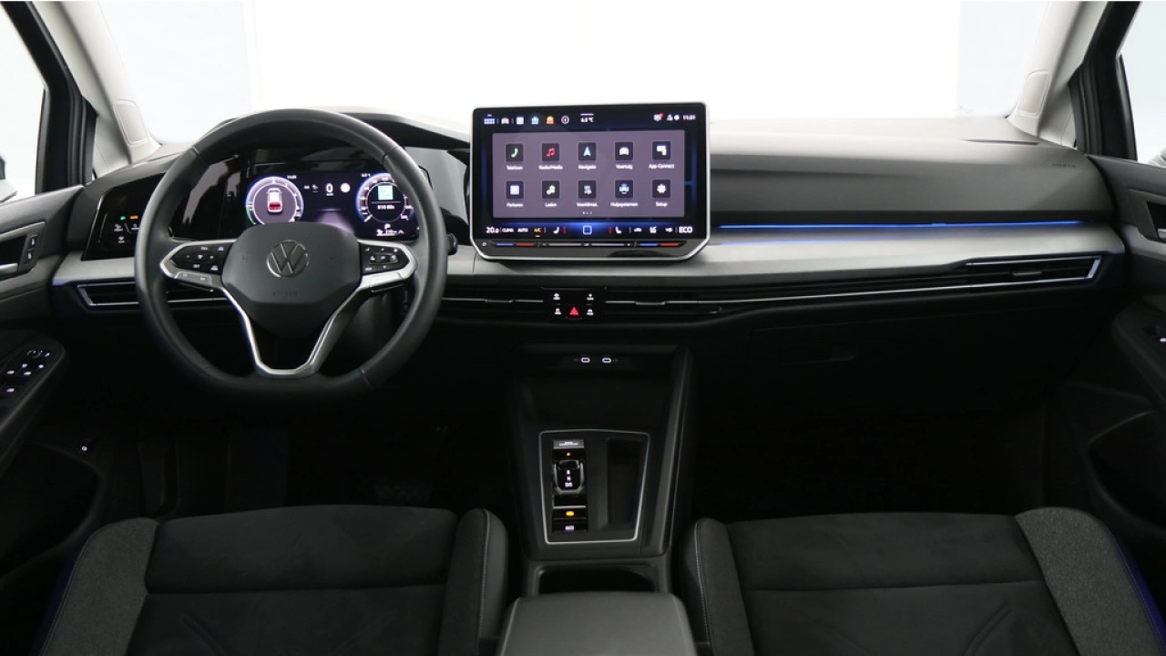 Volkswagen Golf 1.5 eHybrid 204pk Life Edition DSG