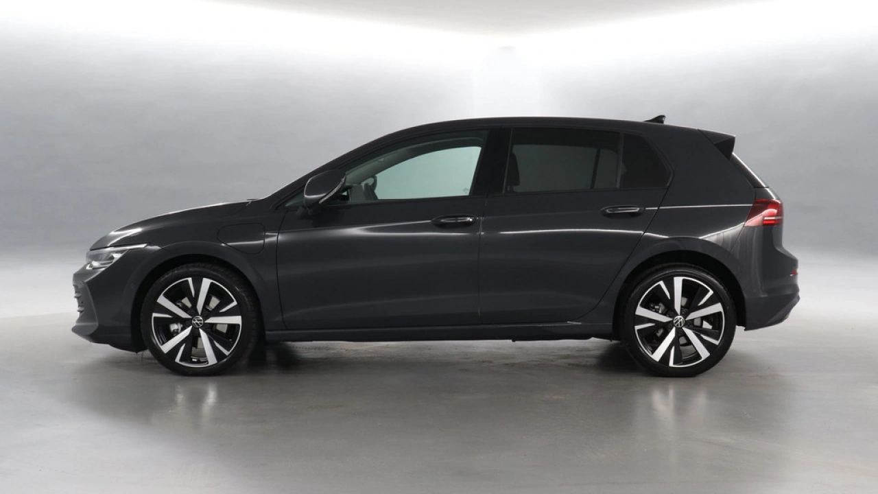 Volkswagen Golf 1.5 eHybrid 204pk Life Edition DSG
